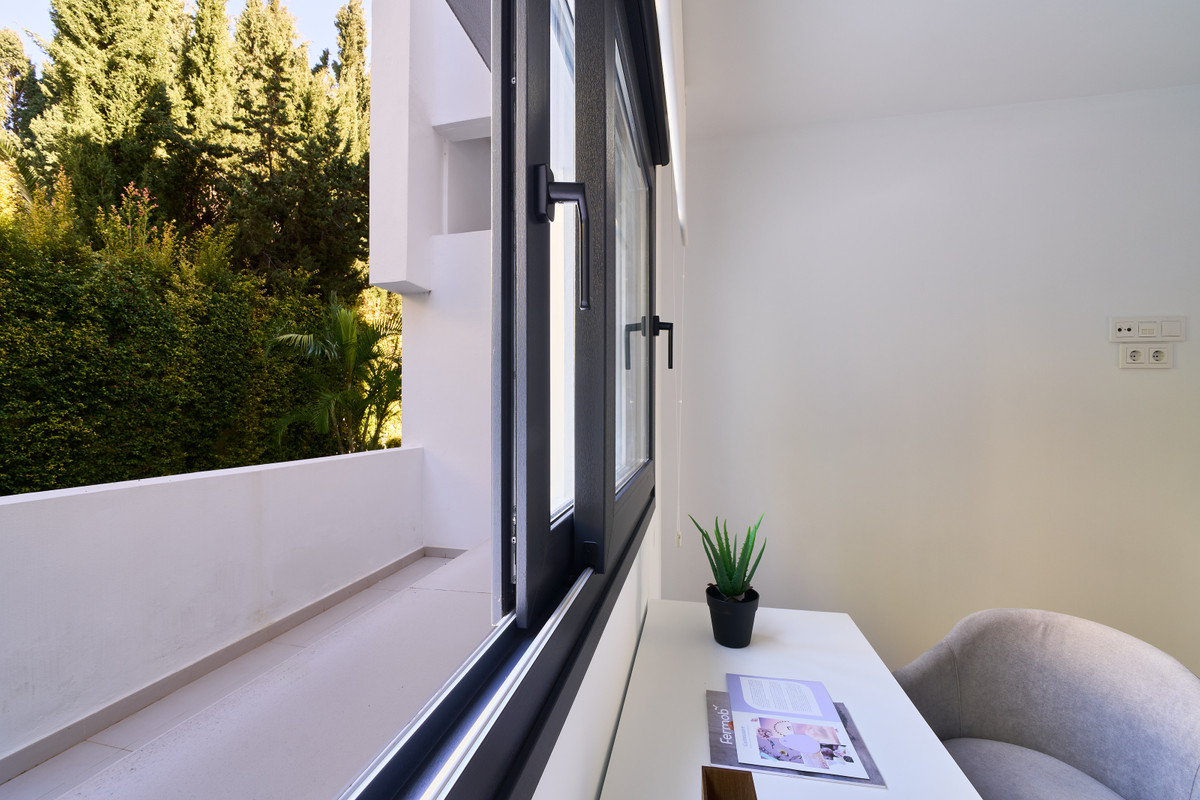 Apartamento en venta en Estepona