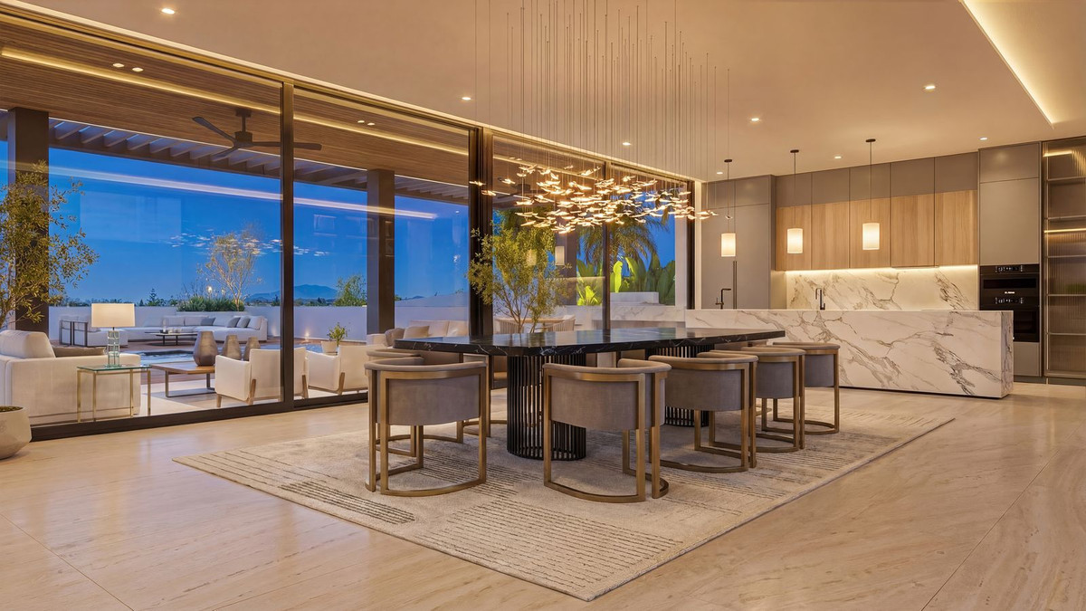 Villa en venta en Nagüeles-Milla de Oro (Marbella)