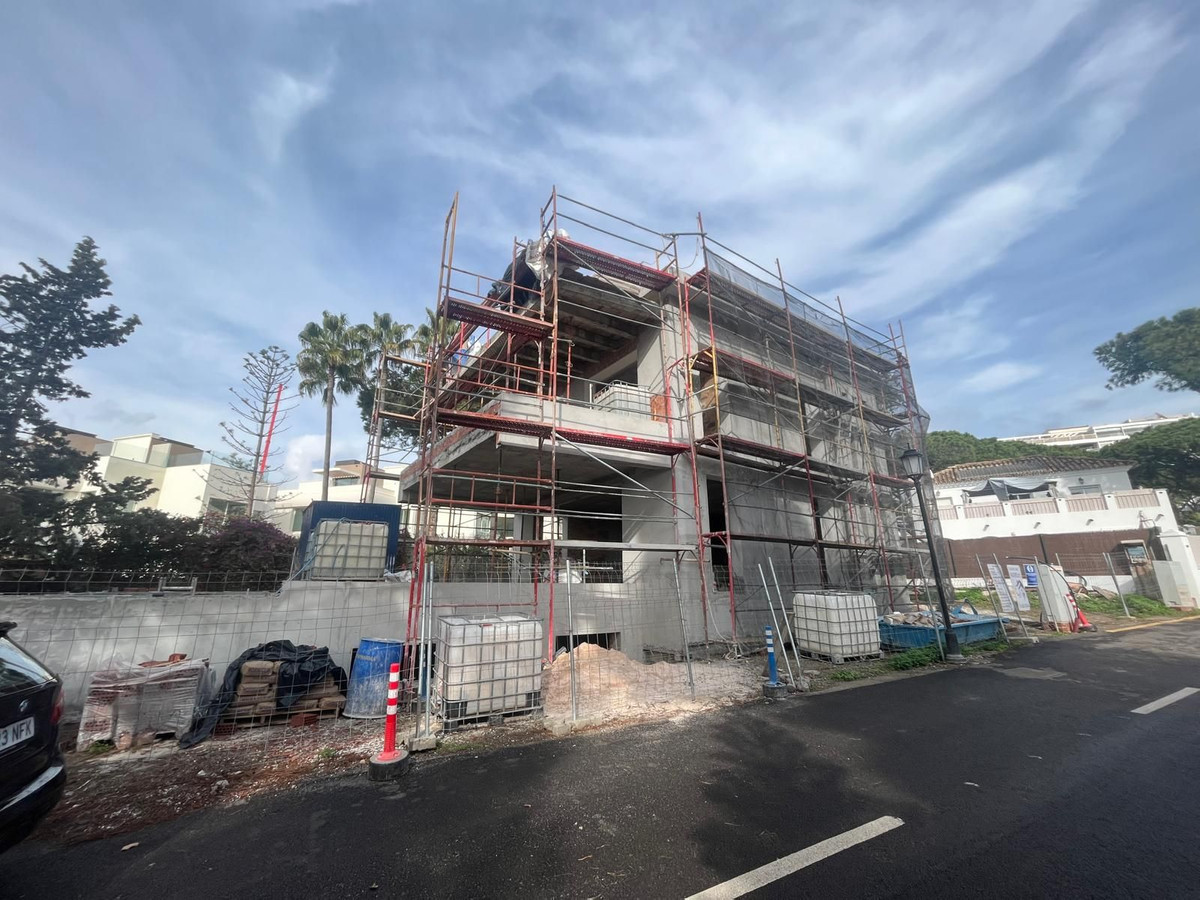 Villa for sale in Marbella
