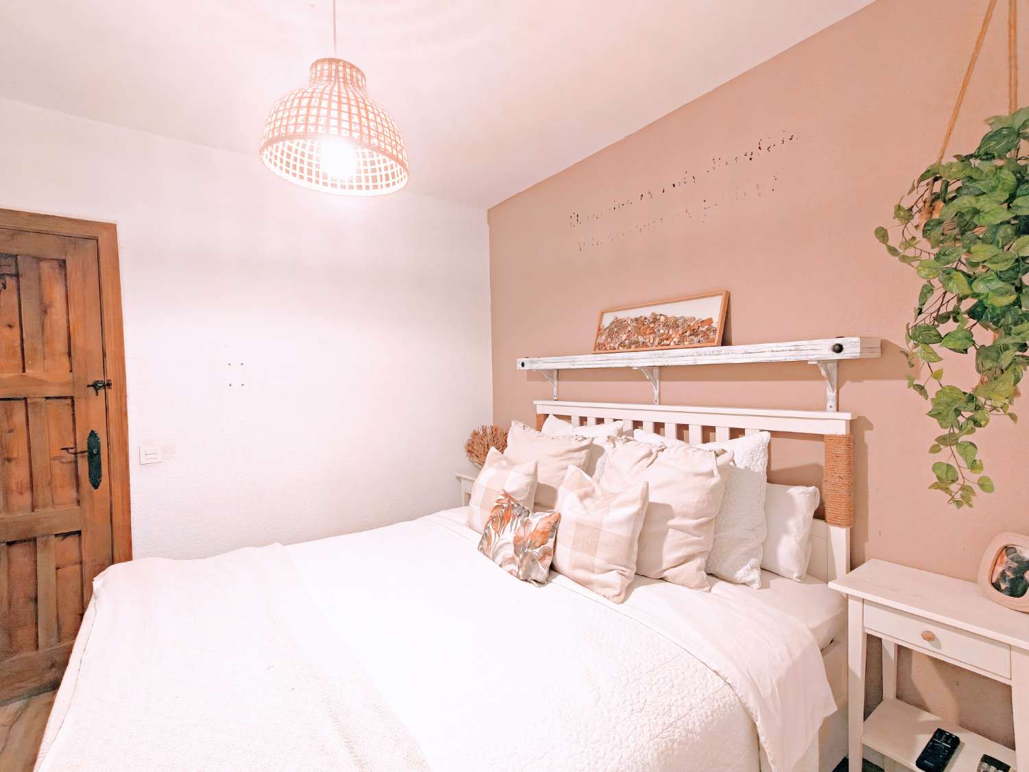 Charming detached villa 5 minutes from Playa del Charcon, near the Calaburras lighthouse