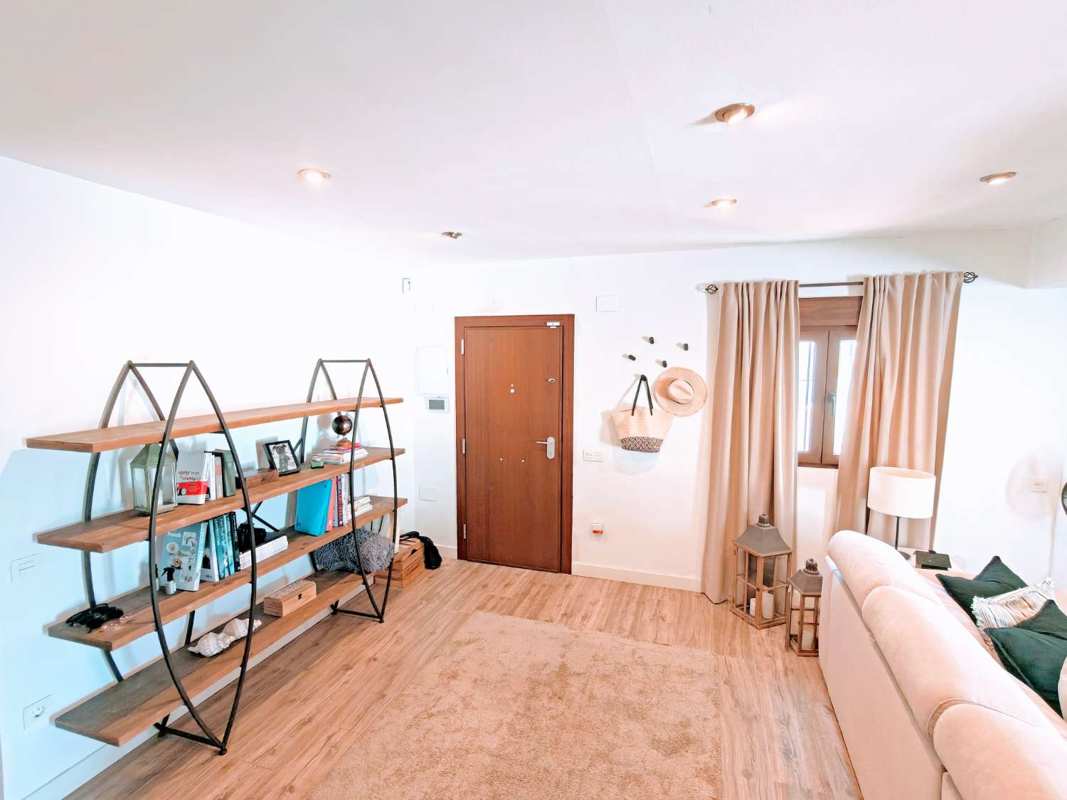 Charming detached villa 5 minutes from Playa del Charcon, near the Calaburras lighthouse