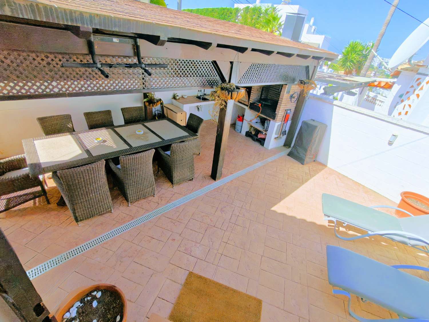 Charming detached villa 5 minutes from Playa del Charcon, near the Calaburras lighthouse
