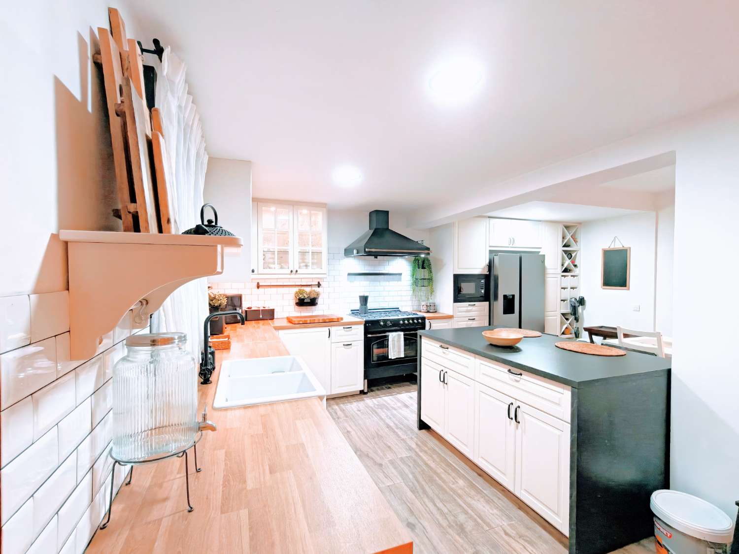 Charming detached villa 5 minutes from Playa del Charcon, near the Calaburras lighthouse