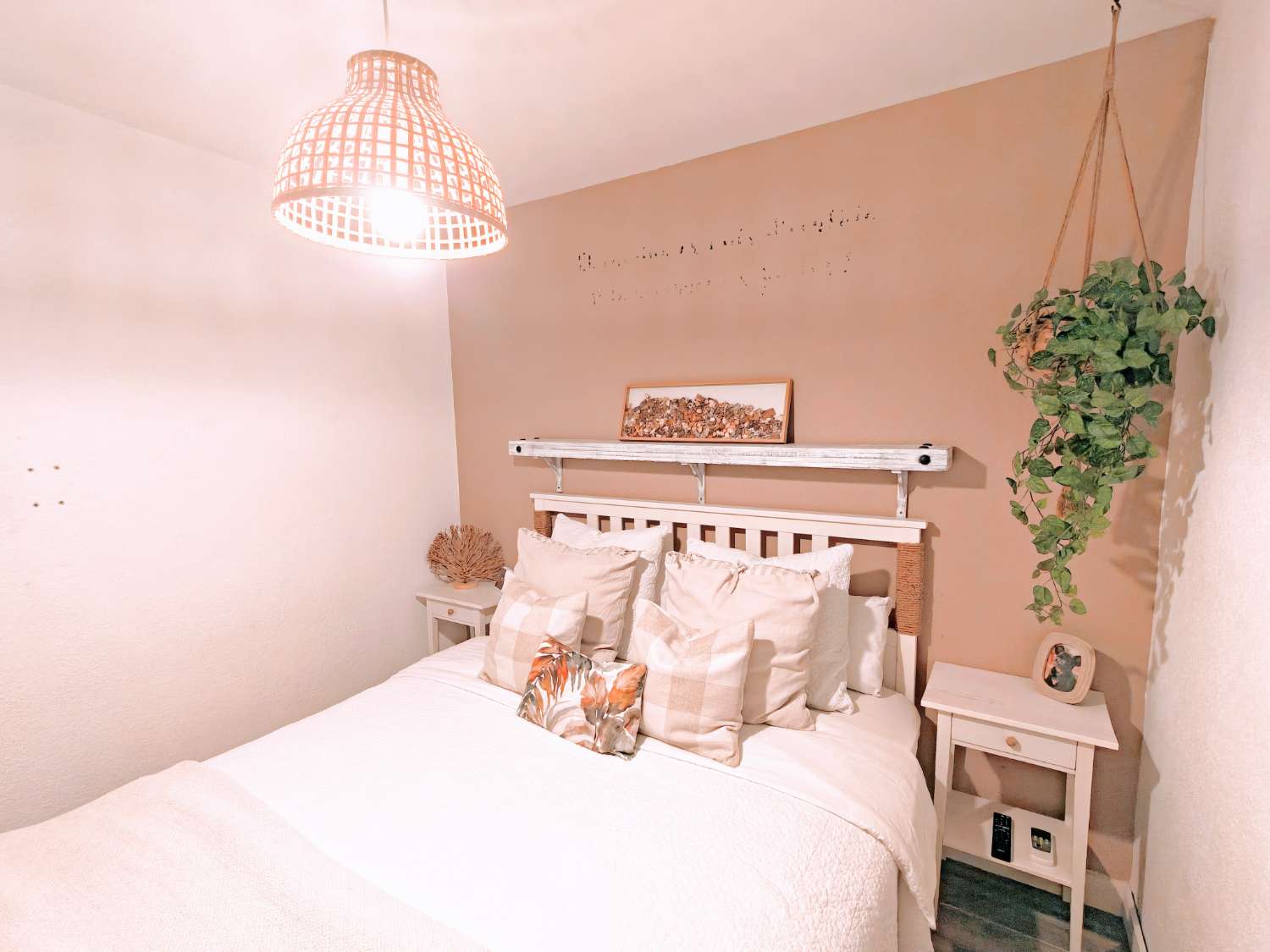 Charming detached villa 5 minutes from Playa del Charcon, near the Calaburras lighthouse